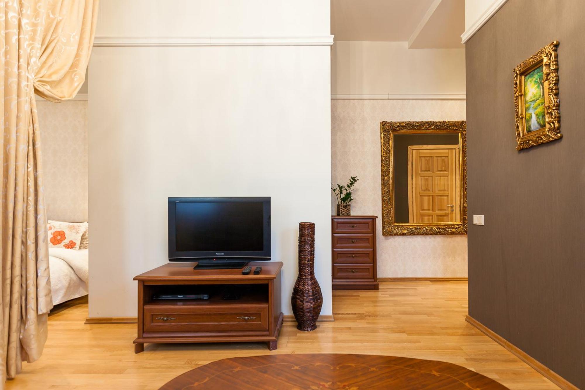 Central Apartments 2 X Free Parking X Self Check-In 24H By H&H ヴィリニュス エクステリア 写真